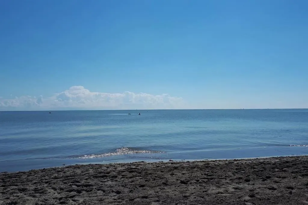 Semesterbostad Villetta Vicina Alla Spiaggia Lido di Volano